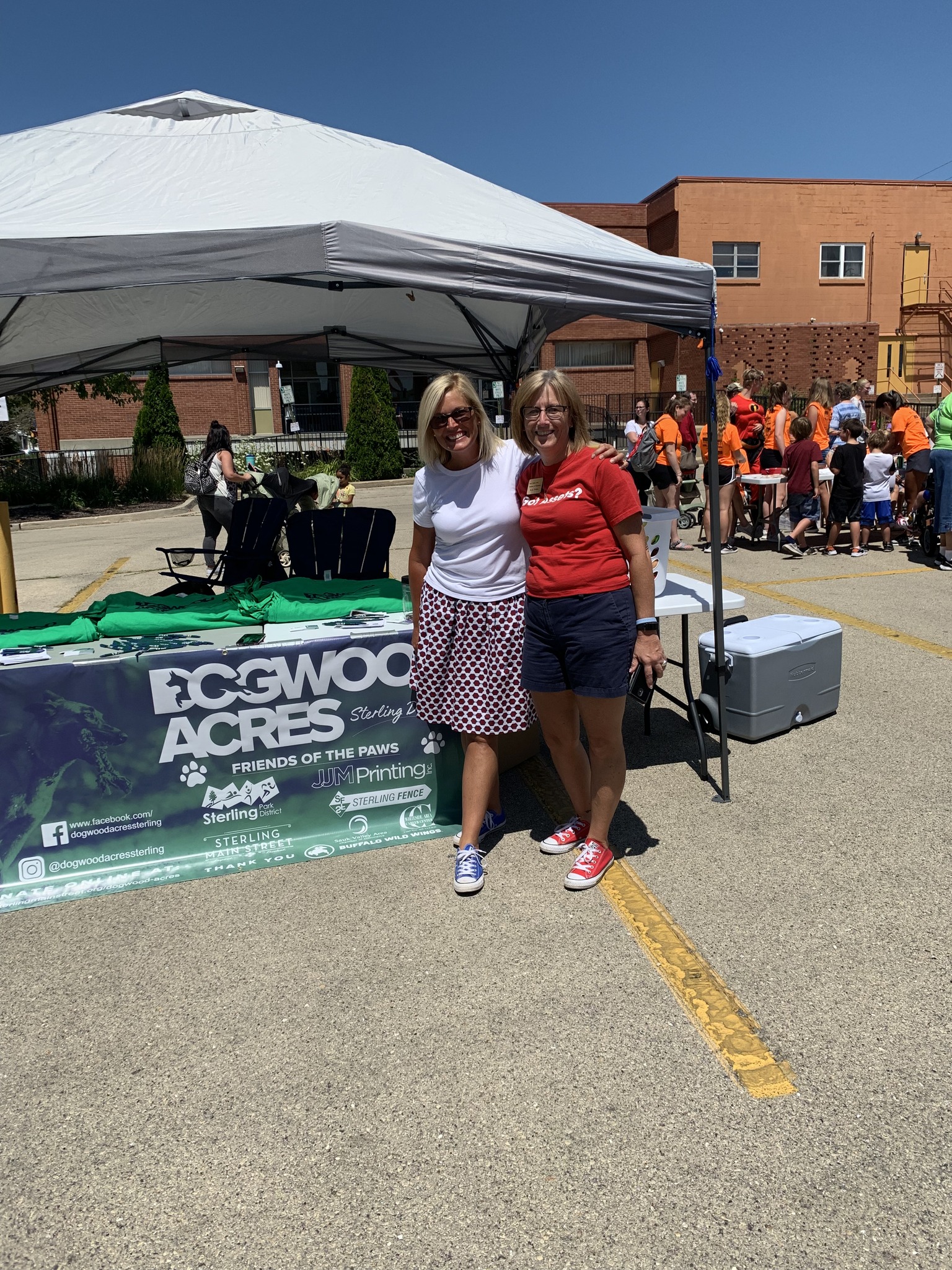 Shows Support For Chambers of Commerce Day Tony